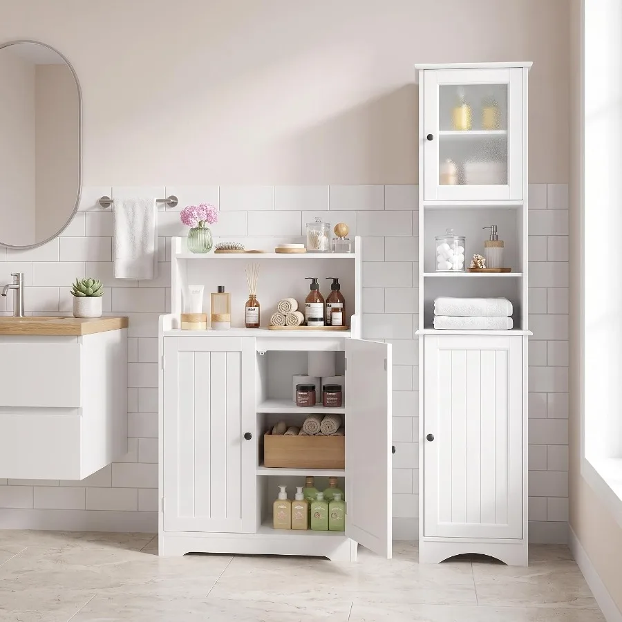 Storage & Organization - ตู้เก็บของในห้องน้ำแบบรวม: วัสดุ MDF สีขาว เคลือบผิวทนความชื้น ดีไซน์ประหยัดพื้นที่